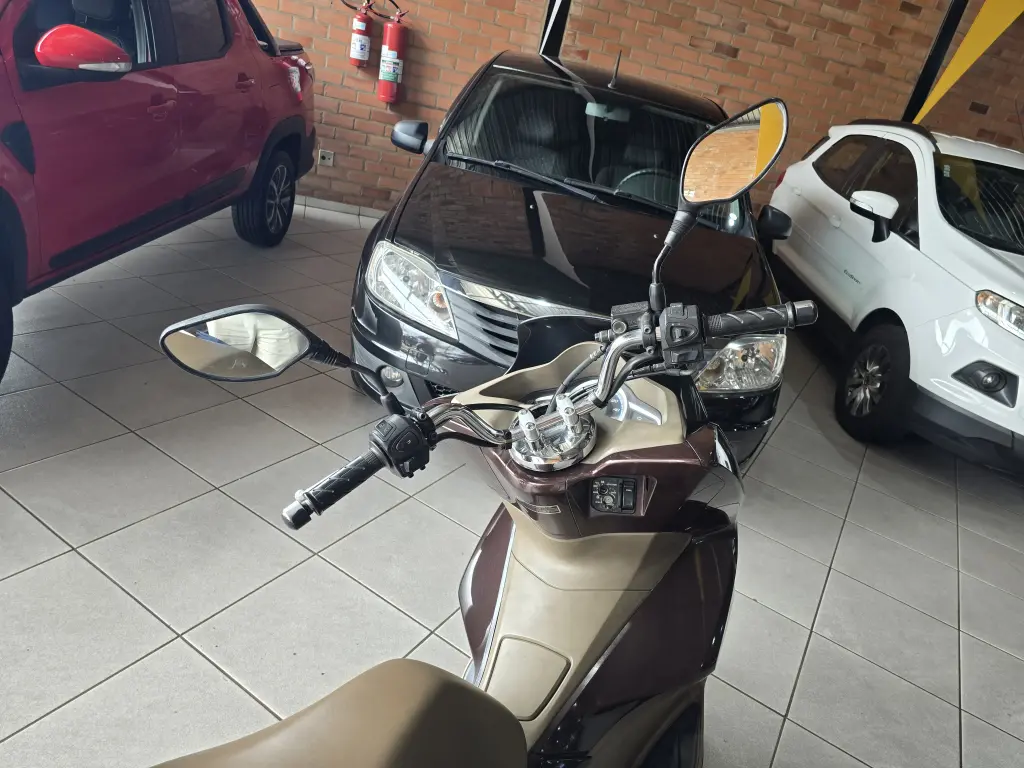 HONDA PCX 150 - Foto