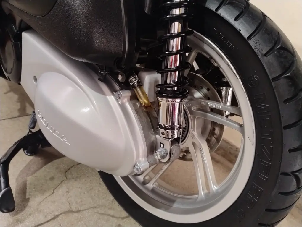 HONDA SH 300 I - Foto