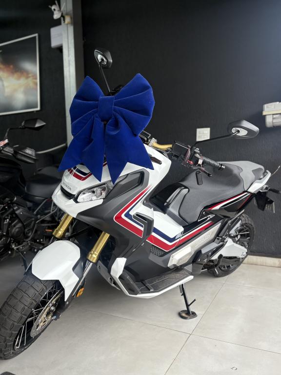 HONDA X-ADV 750