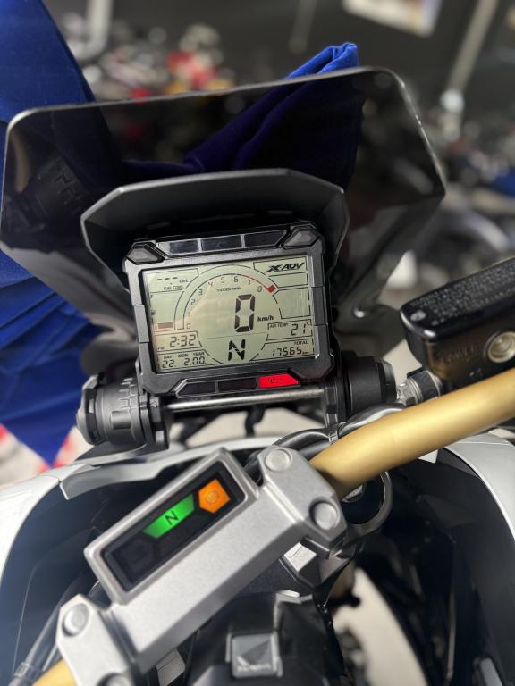 HONDA X-ADV 750 - Foto