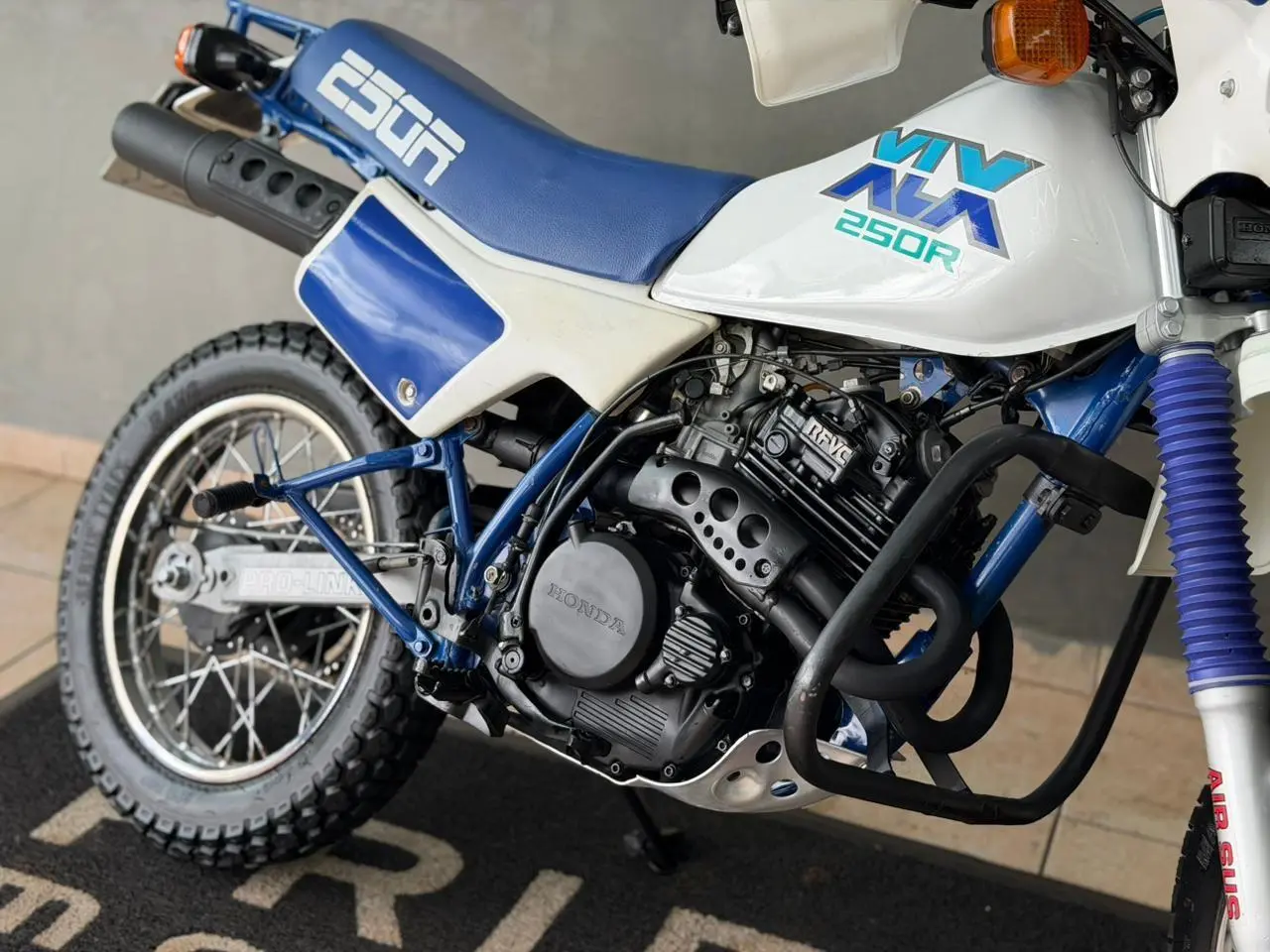 HONDA XLX 250R - Foto