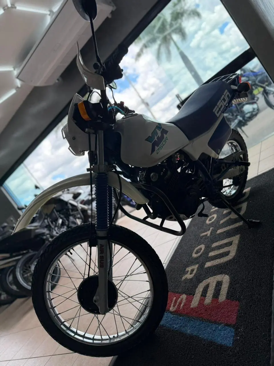 HONDA XLX 250R - Foto