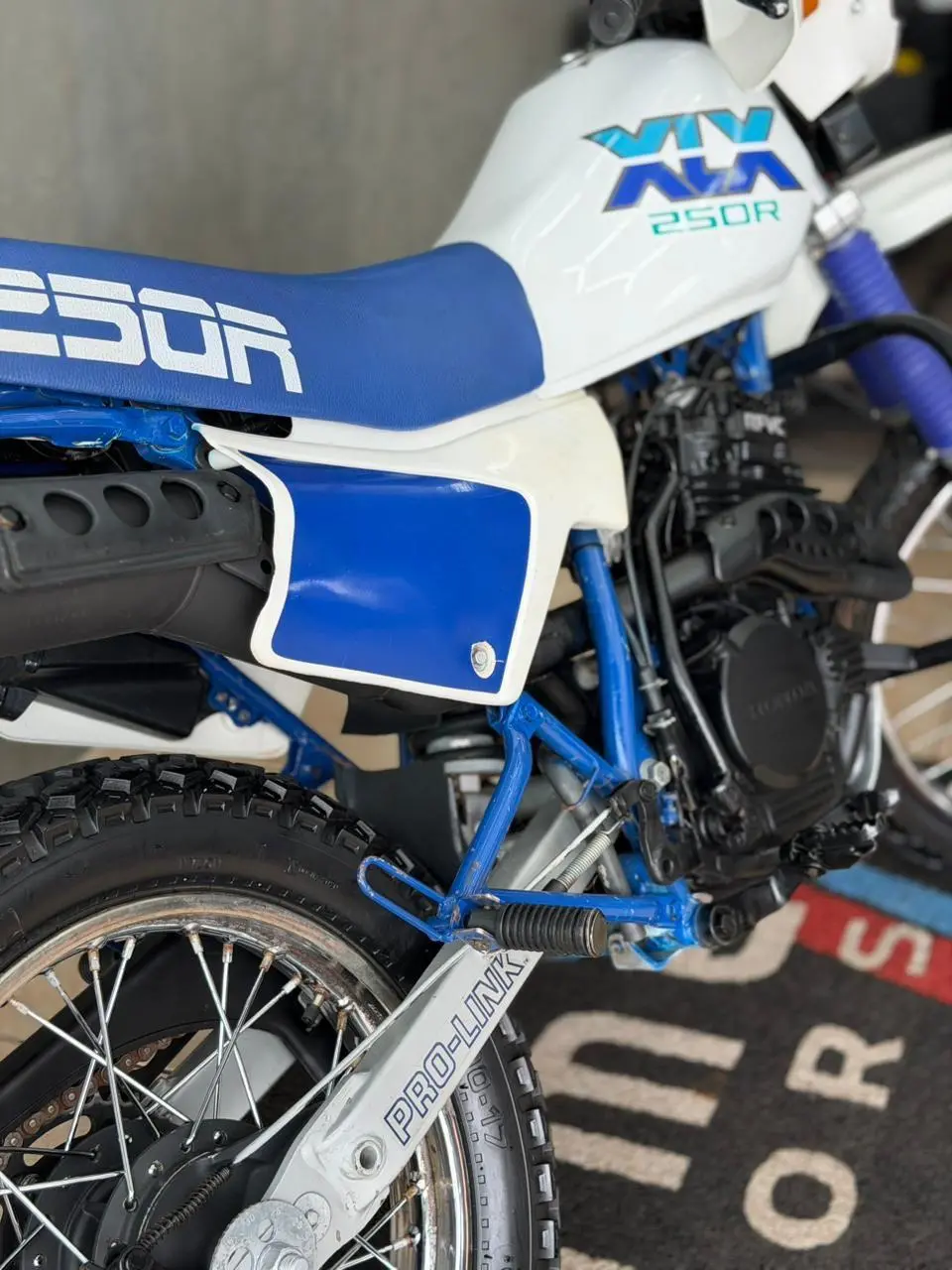 HONDA XLX 250R - Foto