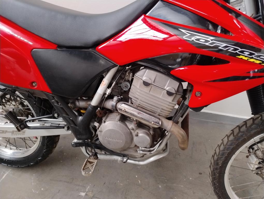 HONDA XR Tornado 250 - Foto