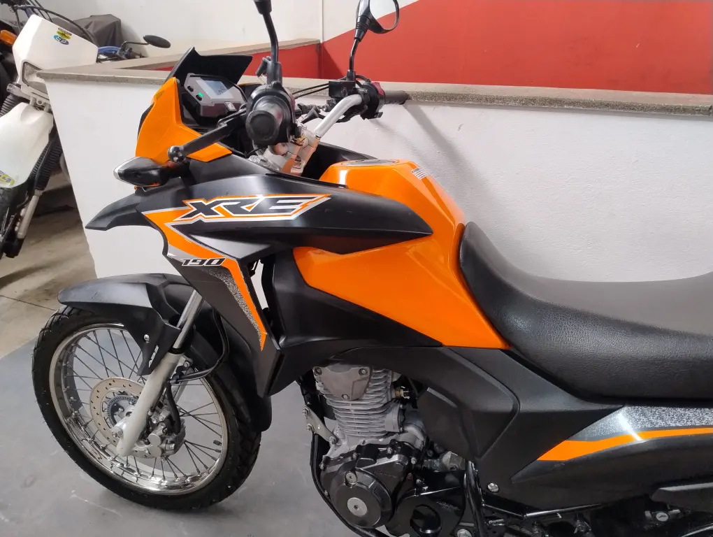 HONDA XRE 190 - Foto