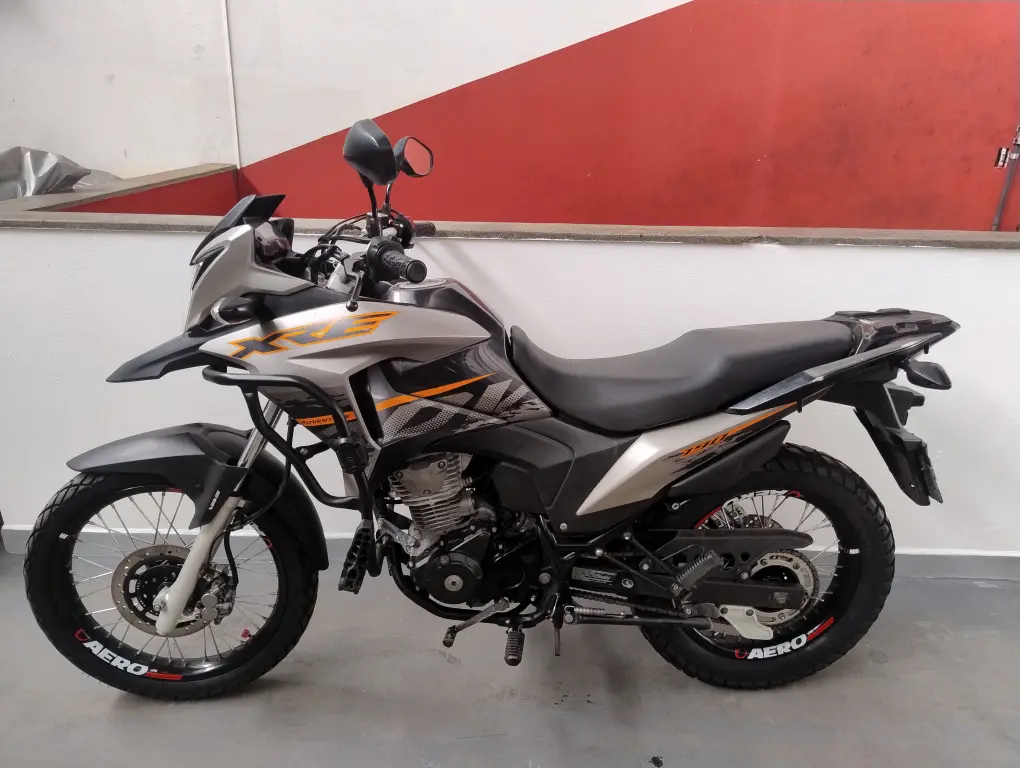 HONDA XRE 190 - Foto