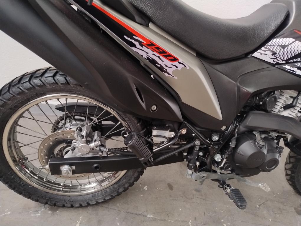 HONDA XRE 190 - Foto