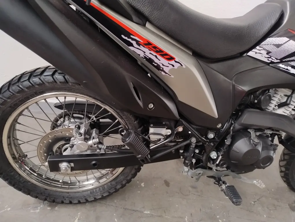 HONDA XRE 190 - Foto