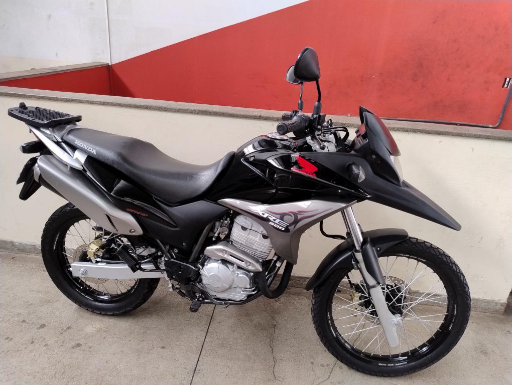 HONDA XRE 300 - Foto