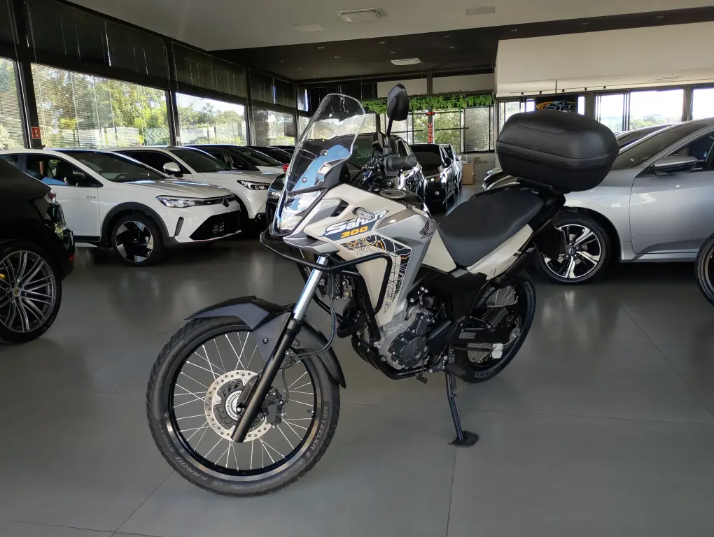 HONDA XRE 300 Sahara