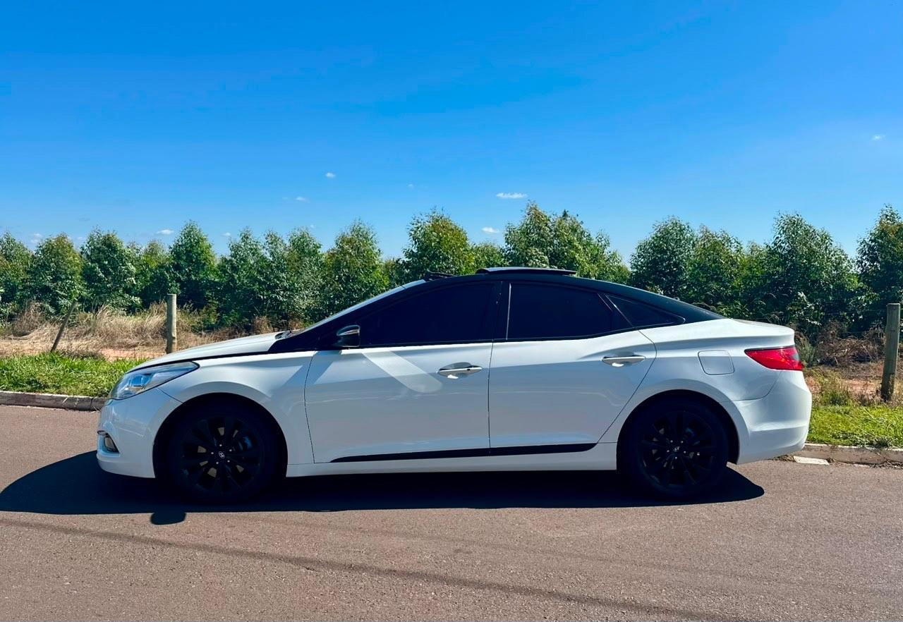 HYUNDAI Azera - Foto