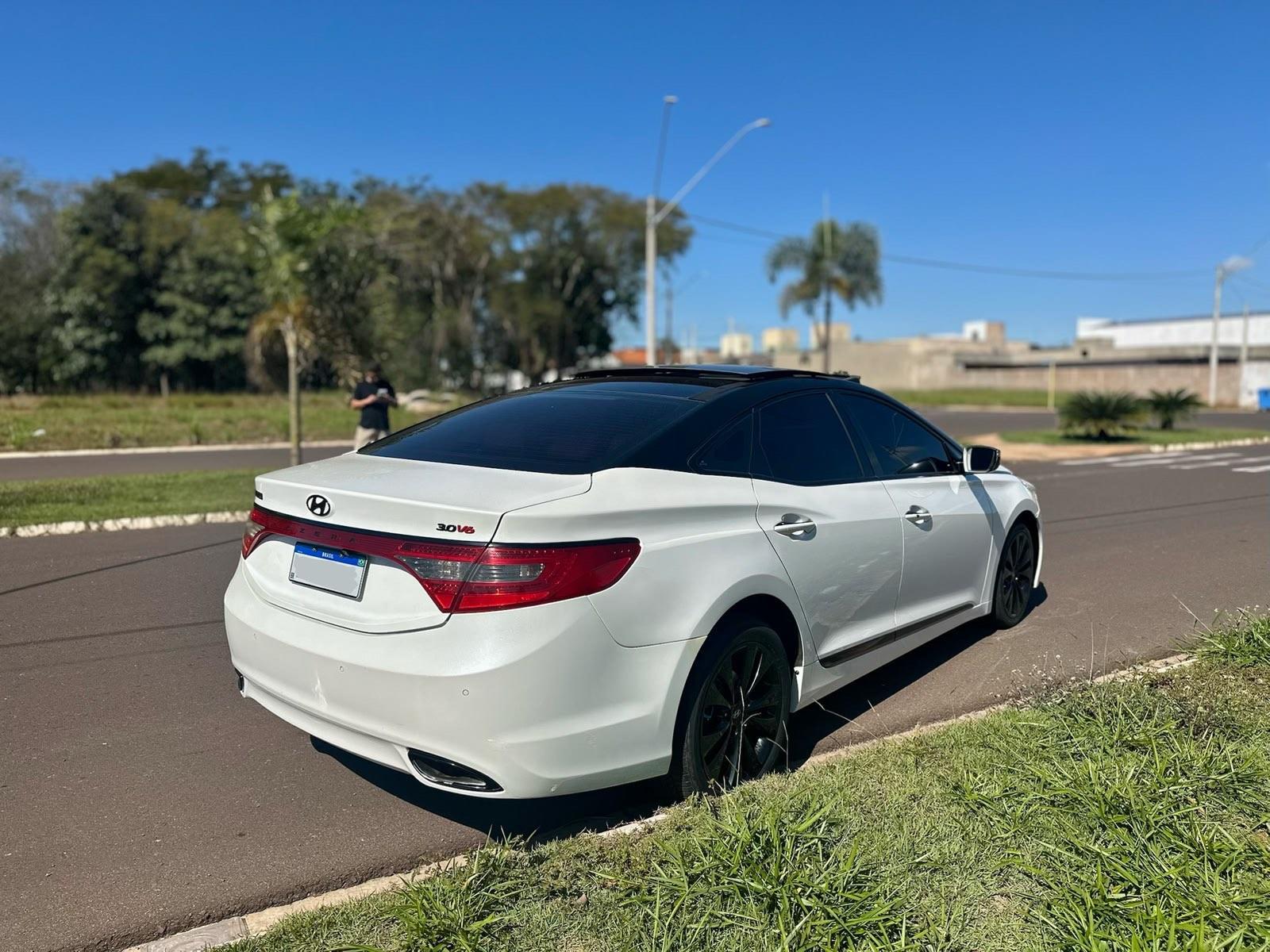 HYUNDAI Azera - Foto