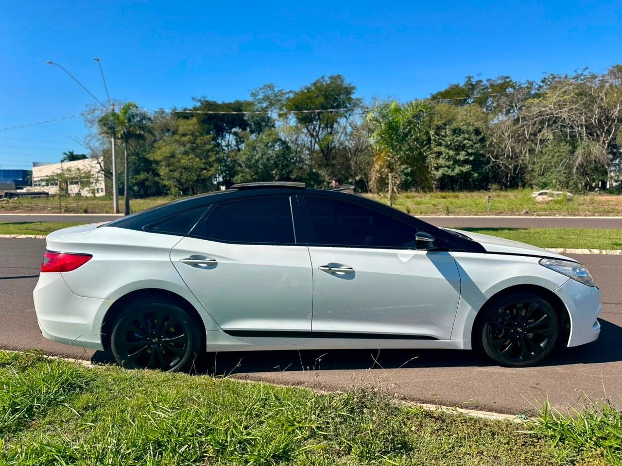 HYUNDAI Azera - Foto