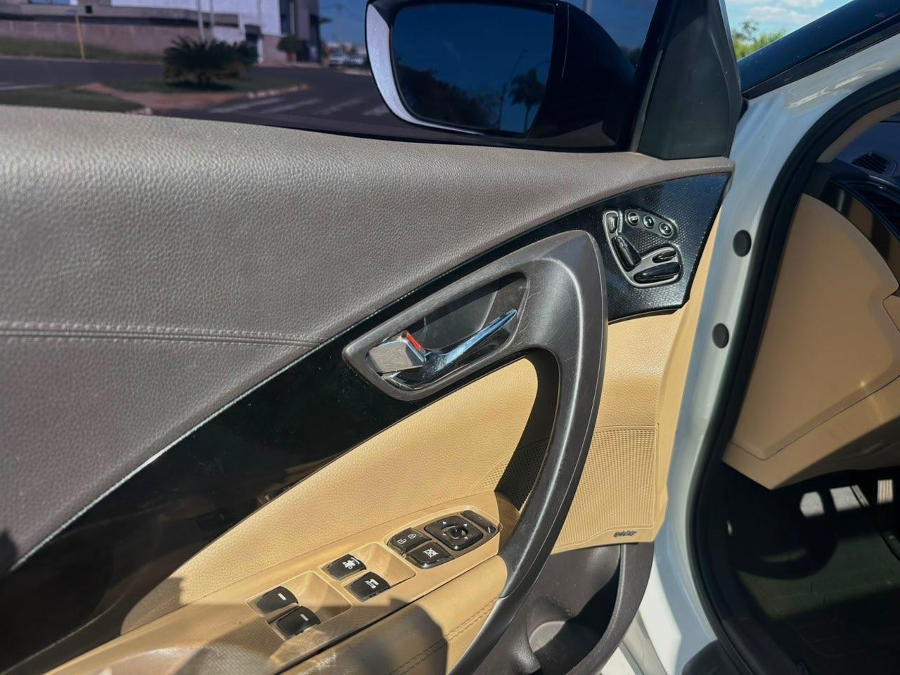 HYUNDAI Azera - Foto