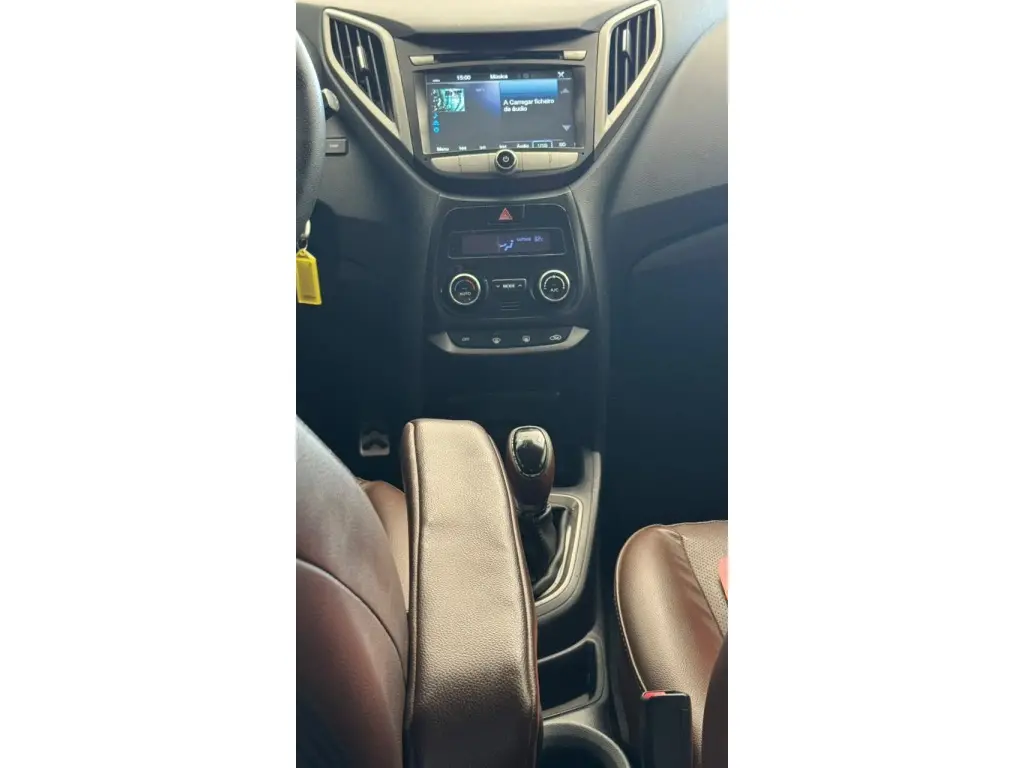 HYUNDAI HB 20 Hatch X - Foto