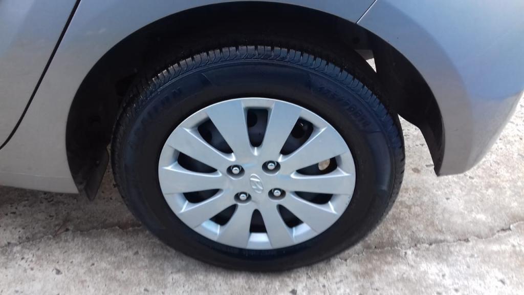 HYUNDAI HB 20 Hatch - Foto