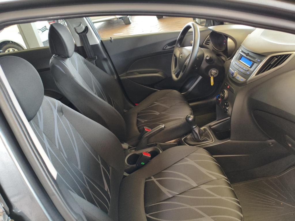 HYUNDAI HB 20 Hatch - Foto