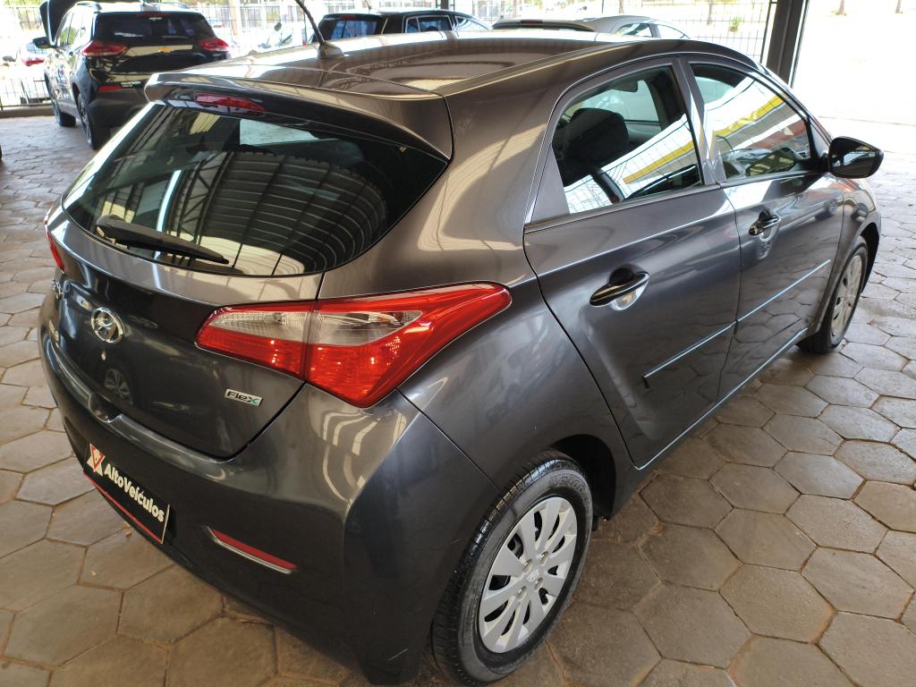 HYUNDAI HB 20 Hatch - Foto