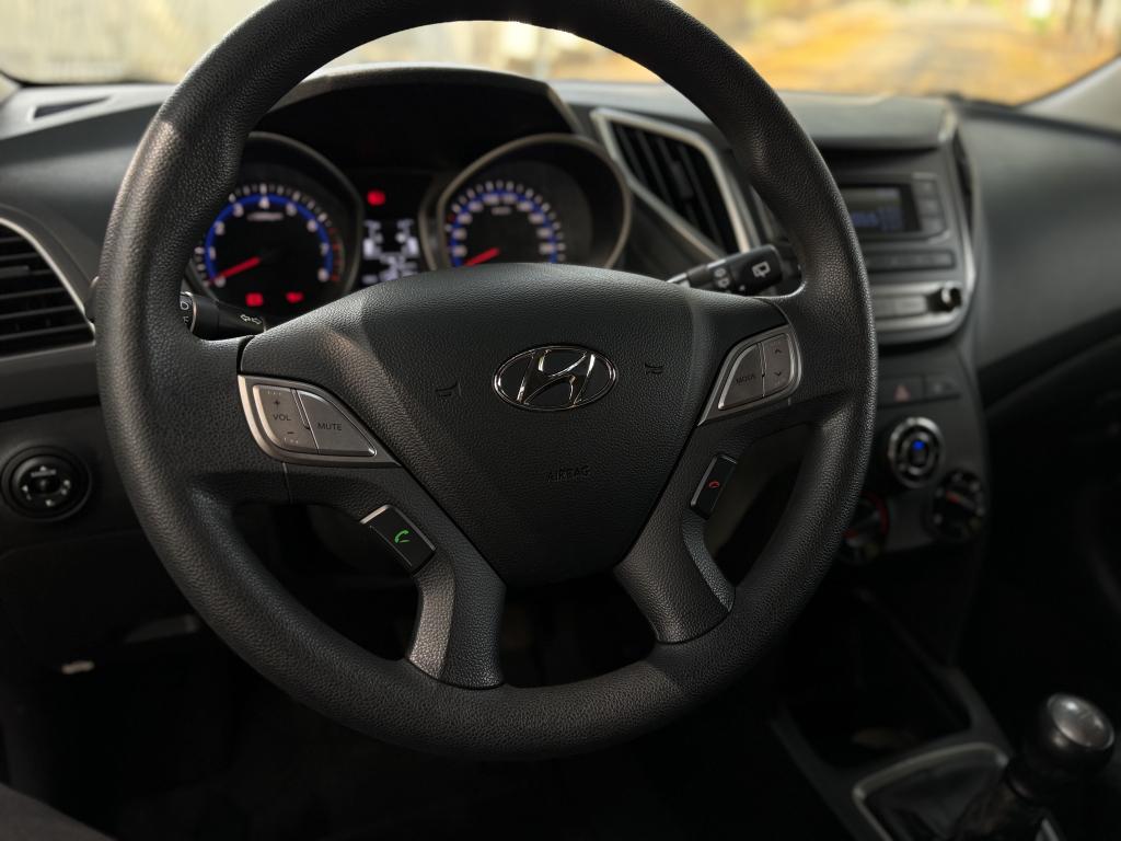 HYUNDAI HB 20 Hatch - Foto