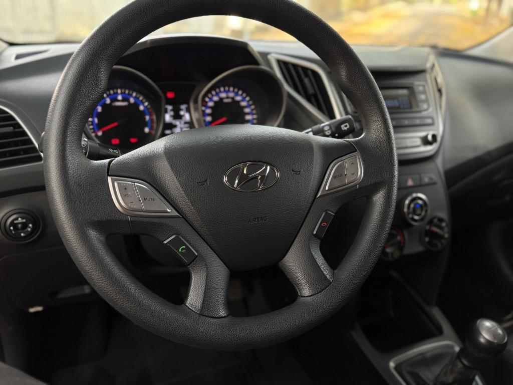 HYUNDAI HB 20 Hatch - Foto