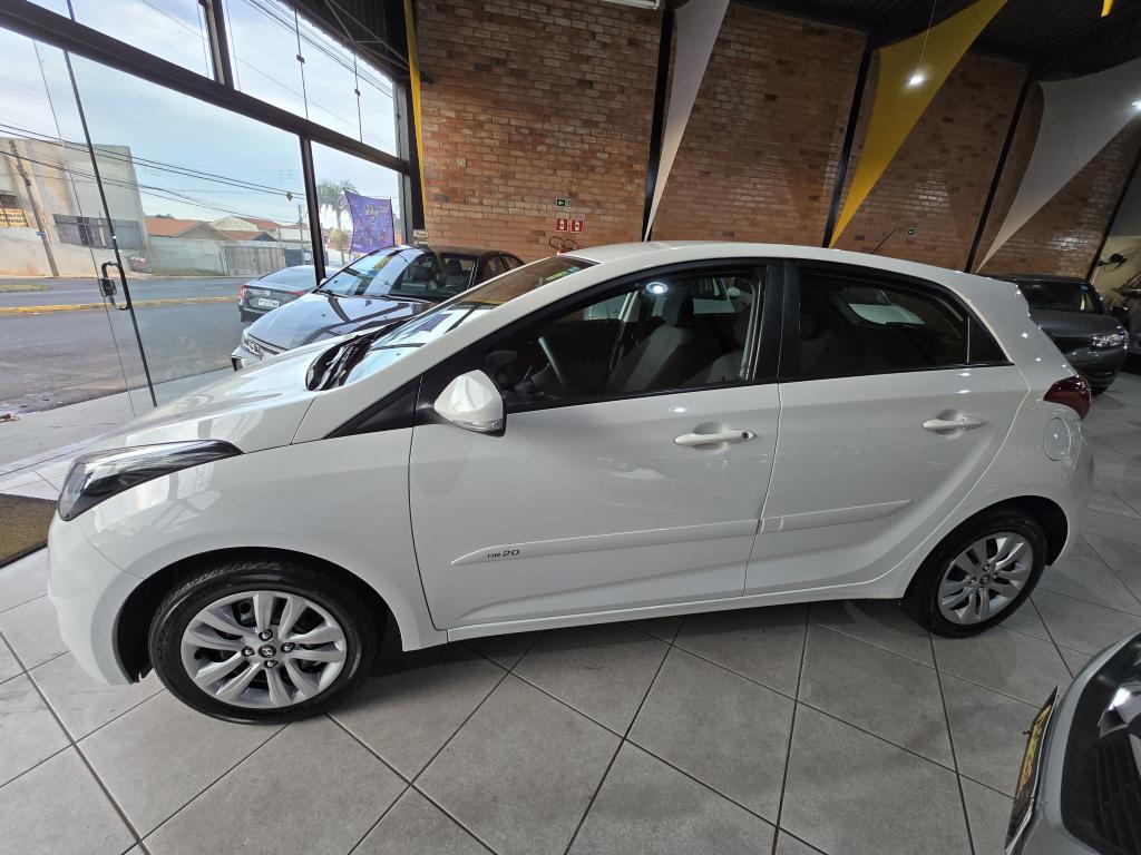HYUNDAI HB 20 Hatch - Foto