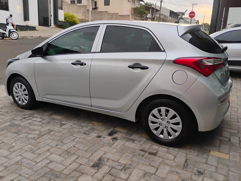 HYUNDAI HB 20 Hatch - Foto