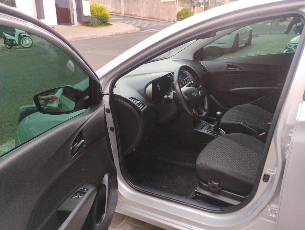 HYUNDAI HB 20 Hatch - Foto