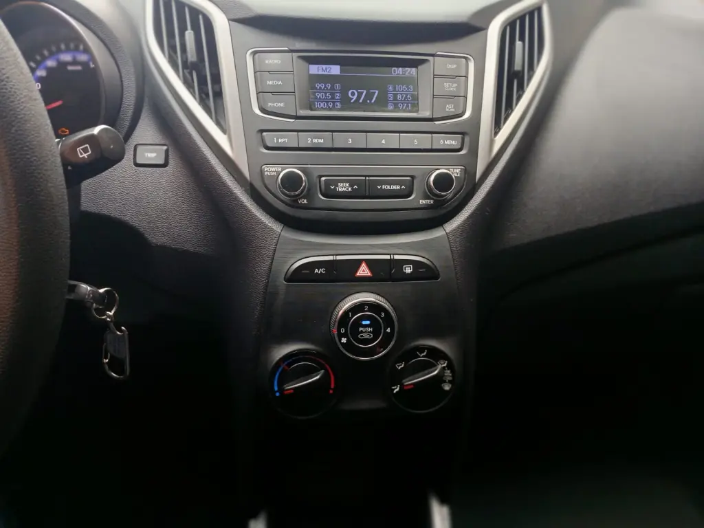 HYUNDAI HB 20 Hatch - Foto