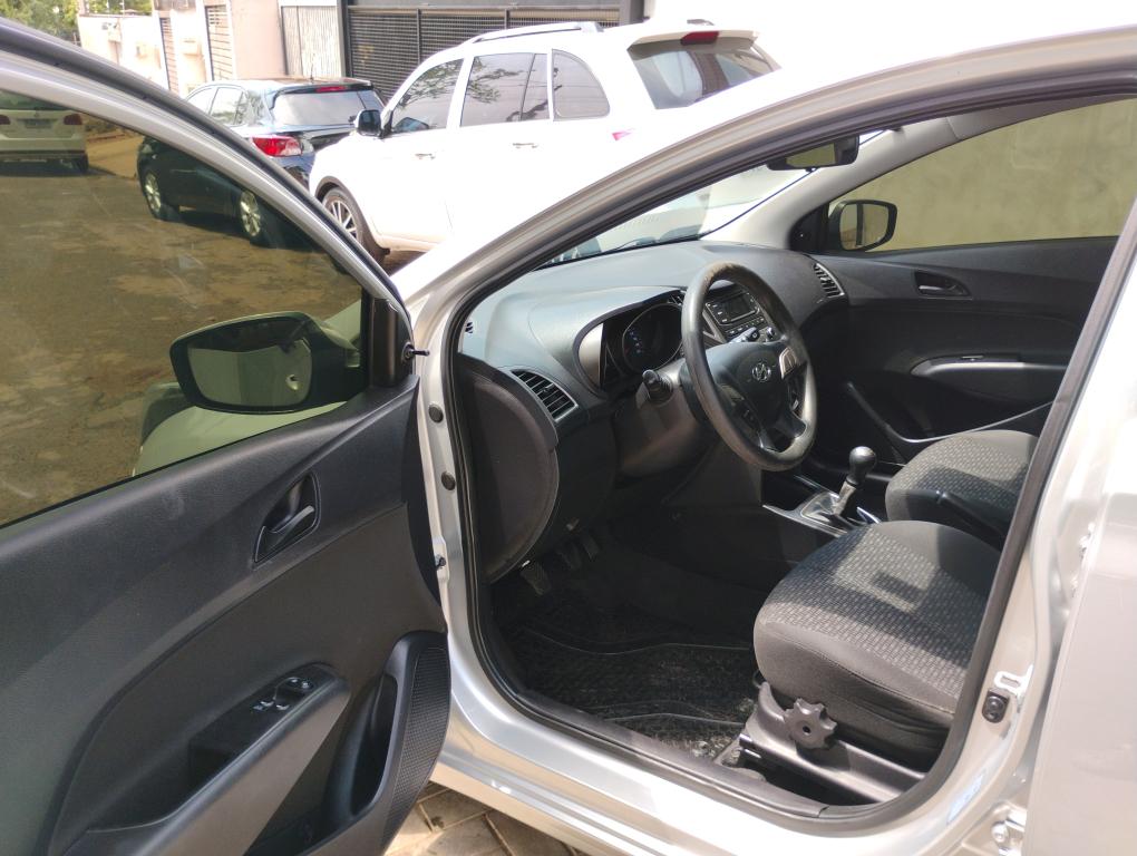 HYUNDAI HB 20 Hatch - Foto