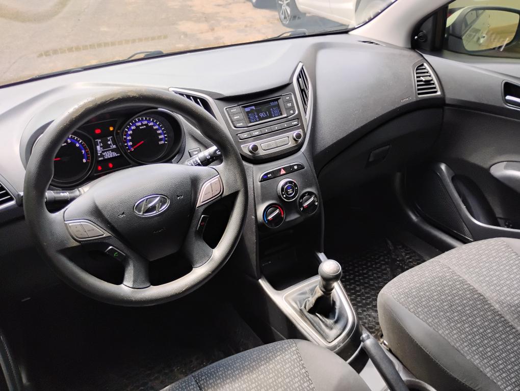 HYUNDAI HB 20 Hatch - Foto