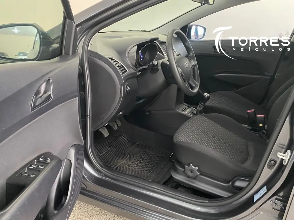 HYUNDAI HB 20 Hatch - Foto