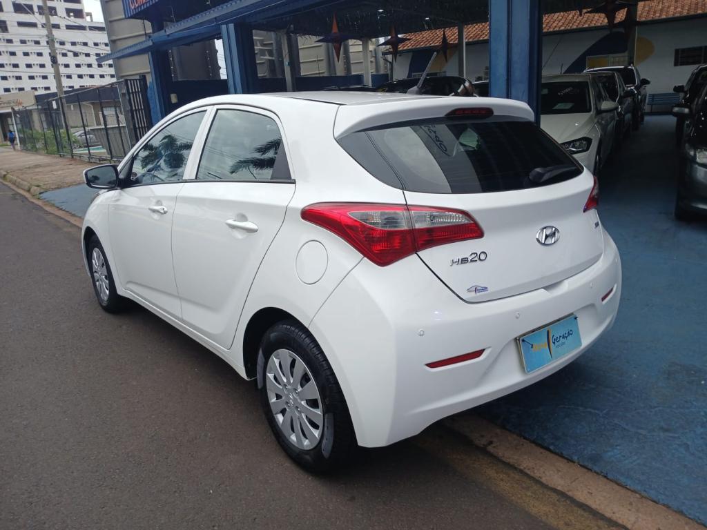 HYUNDAI HB 20 Hatch - Foto
