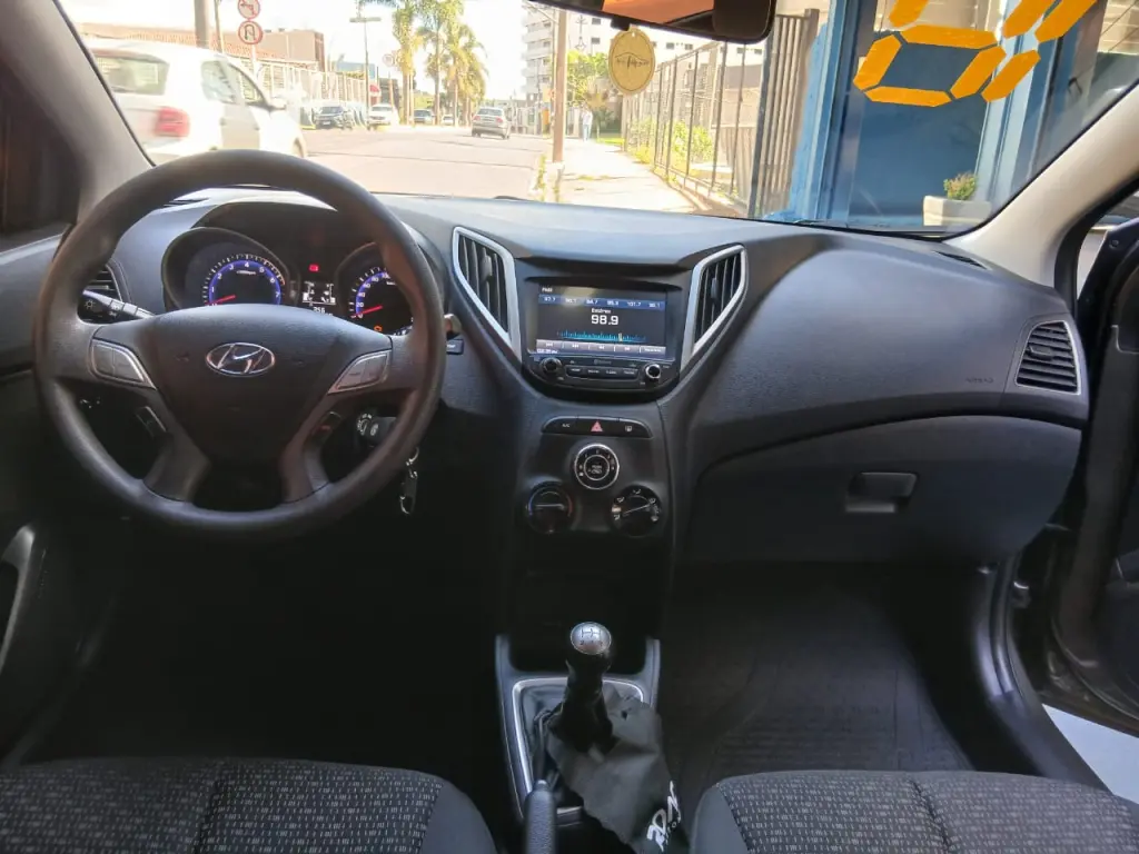 HYUNDAI HB 20 Hatch - Foto