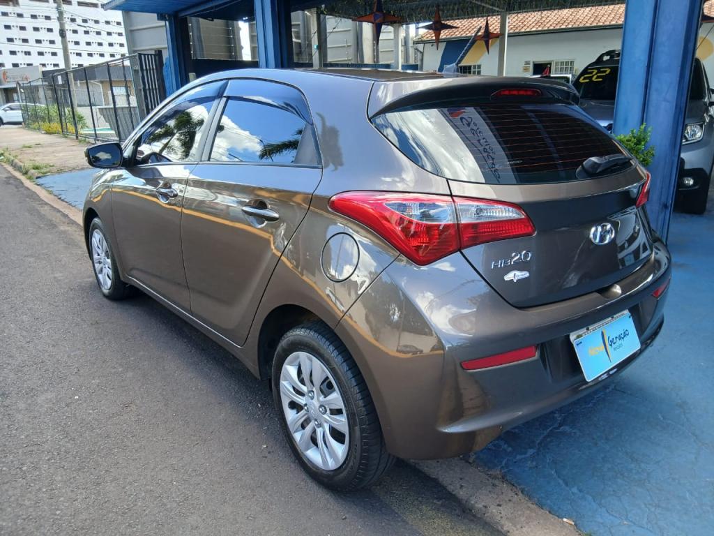 HYUNDAI HB 20 Hatch - Foto