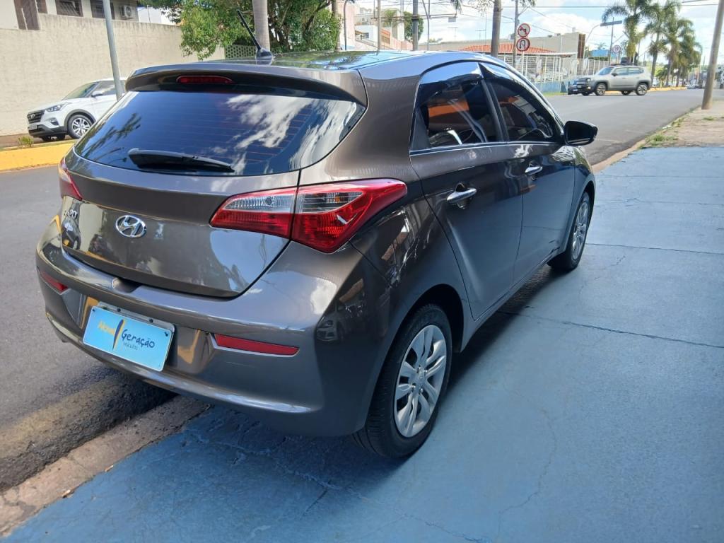 HYUNDAI HB 20 Hatch - Foto