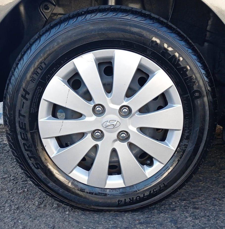 HYUNDAI HB 20 Hatch - Foto