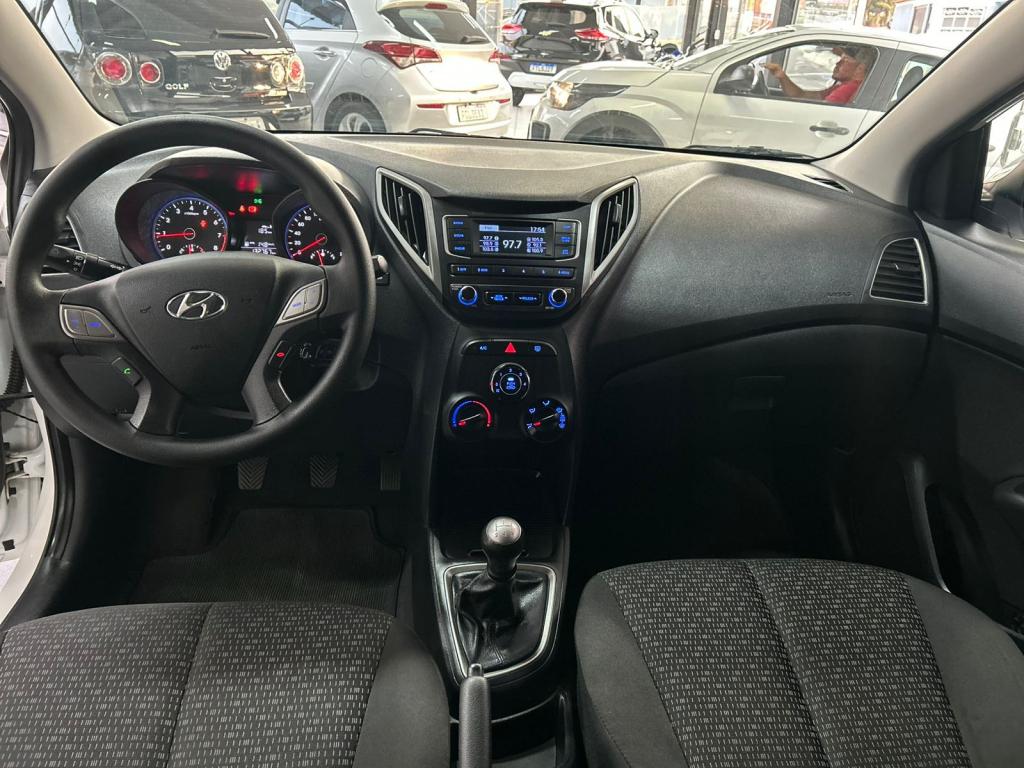 HYUNDAI HB 20 Hatch - Foto
