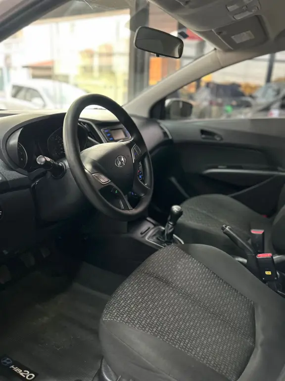 HYUNDAI HB 20 Hatch - Foto