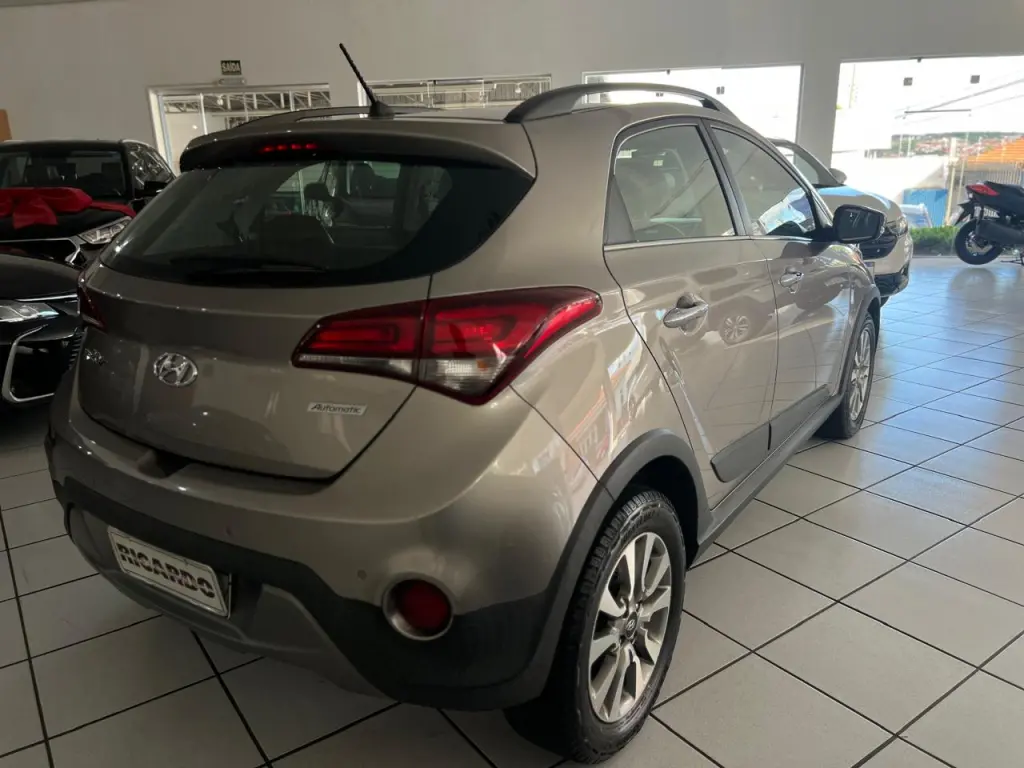 HYUNDAI HB 20 Hatch X - Foto