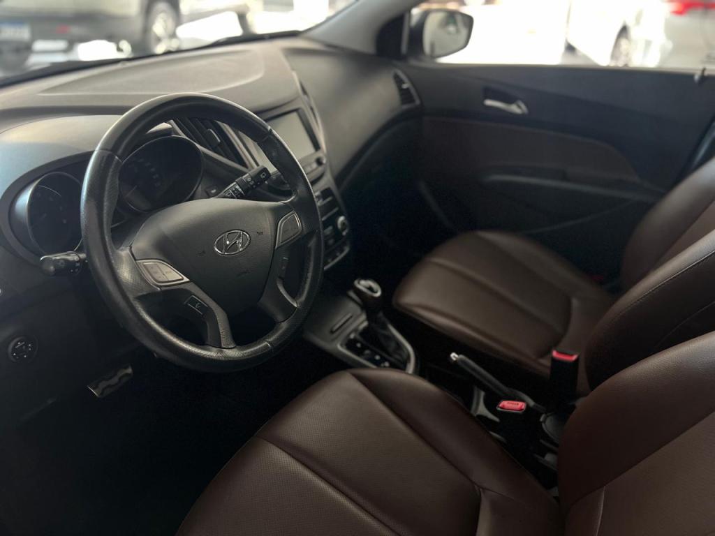 HYUNDAI HB 20 Hatch X - Foto