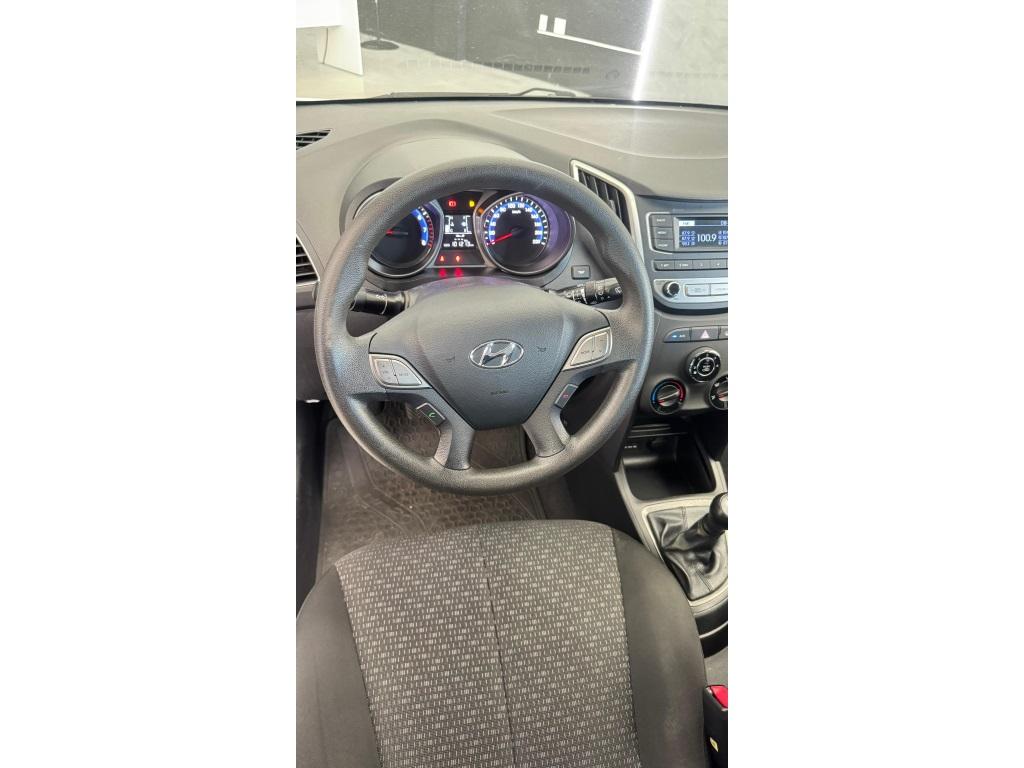 HYUNDAI HB 20 Hatch - Foto