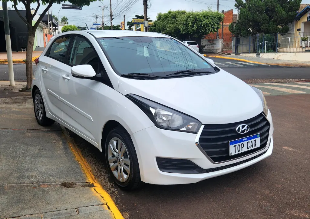 HYUNDAI HB 20 Hatch - Foto