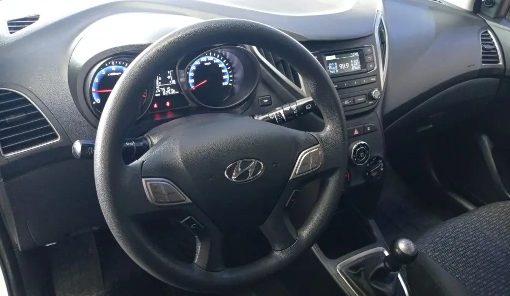 HYUNDAI HB 20 Hatch - Foto