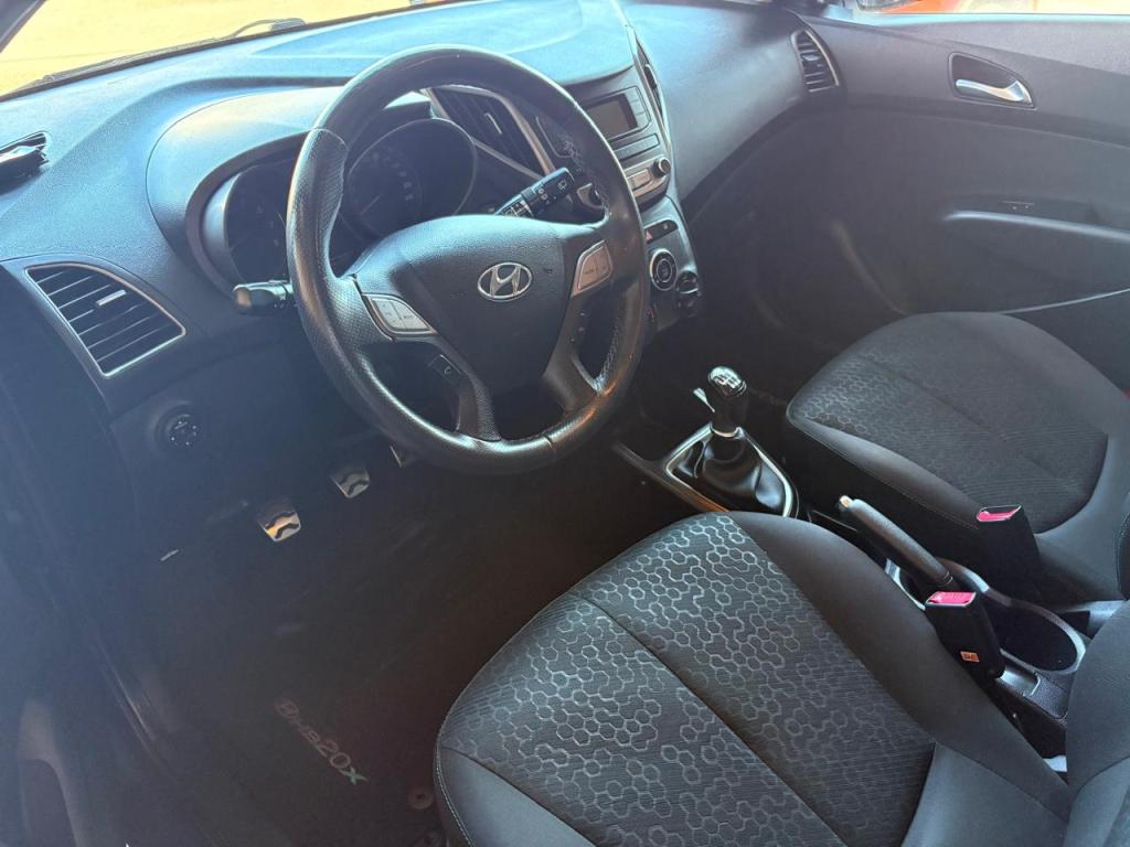 HYUNDAI HB 20 Hatch X - Foto
