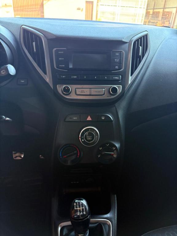 HYUNDAI HB 20 Hatch X - Foto