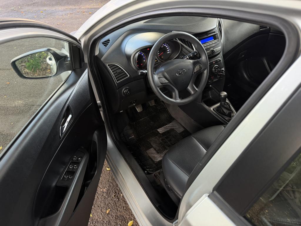 HYUNDAI HB 20 Hatch - Foto