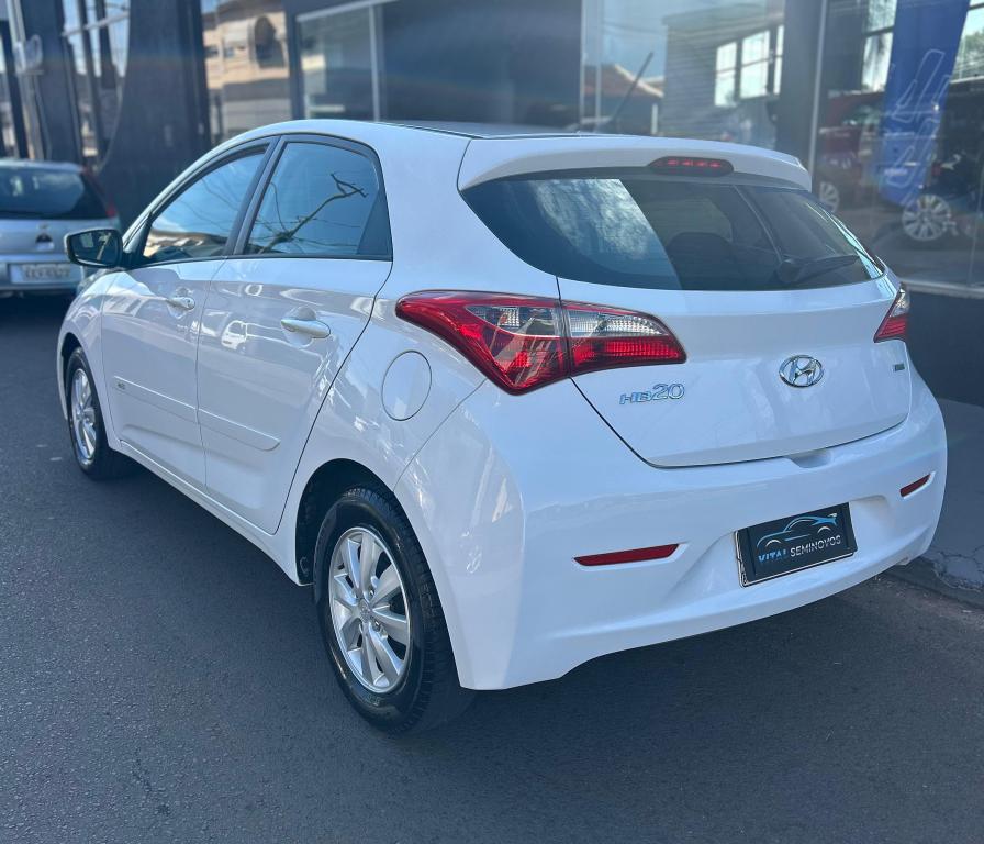 HYUNDAI HB 20 Hatch - Foto