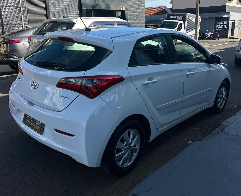 HYUNDAI HB 20 Hatch - Foto