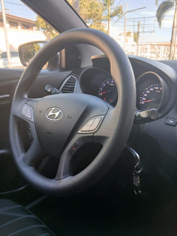 HYUNDAI HB 20 Hatch - Foto
