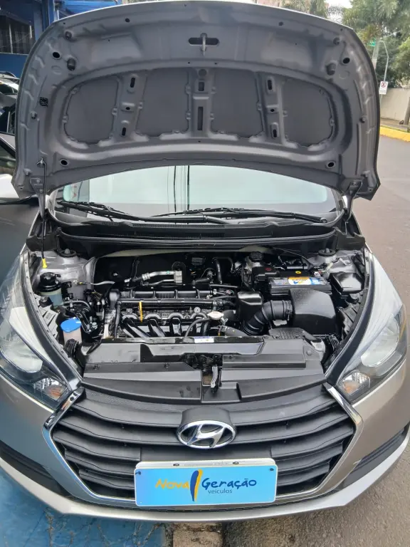 HYUNDAI HB 20 Hatch - Foto